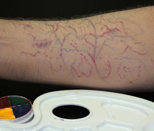 Zombie-schminken-Halloween-11